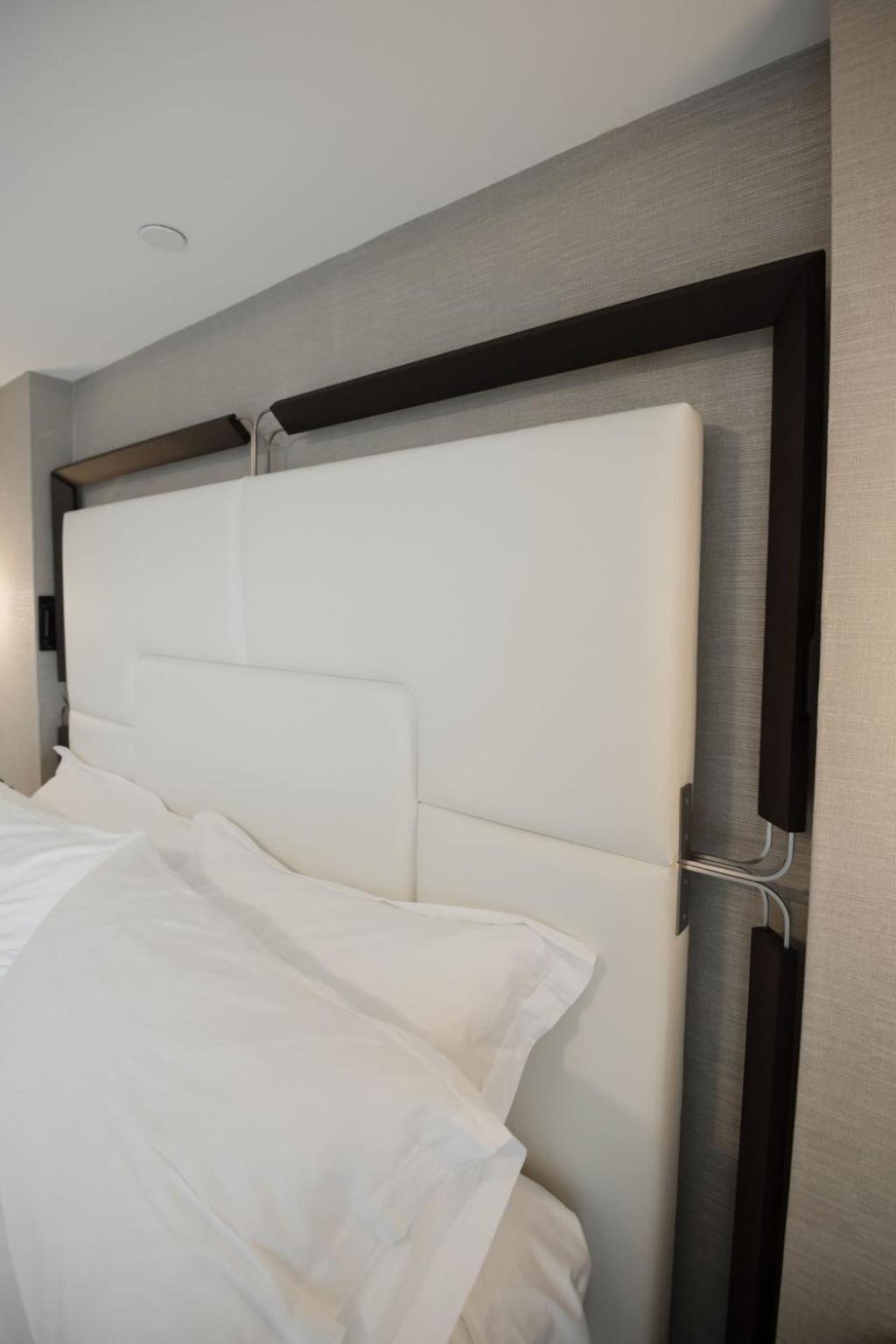 The Reid Hotel Vanderhoof 外观 照片