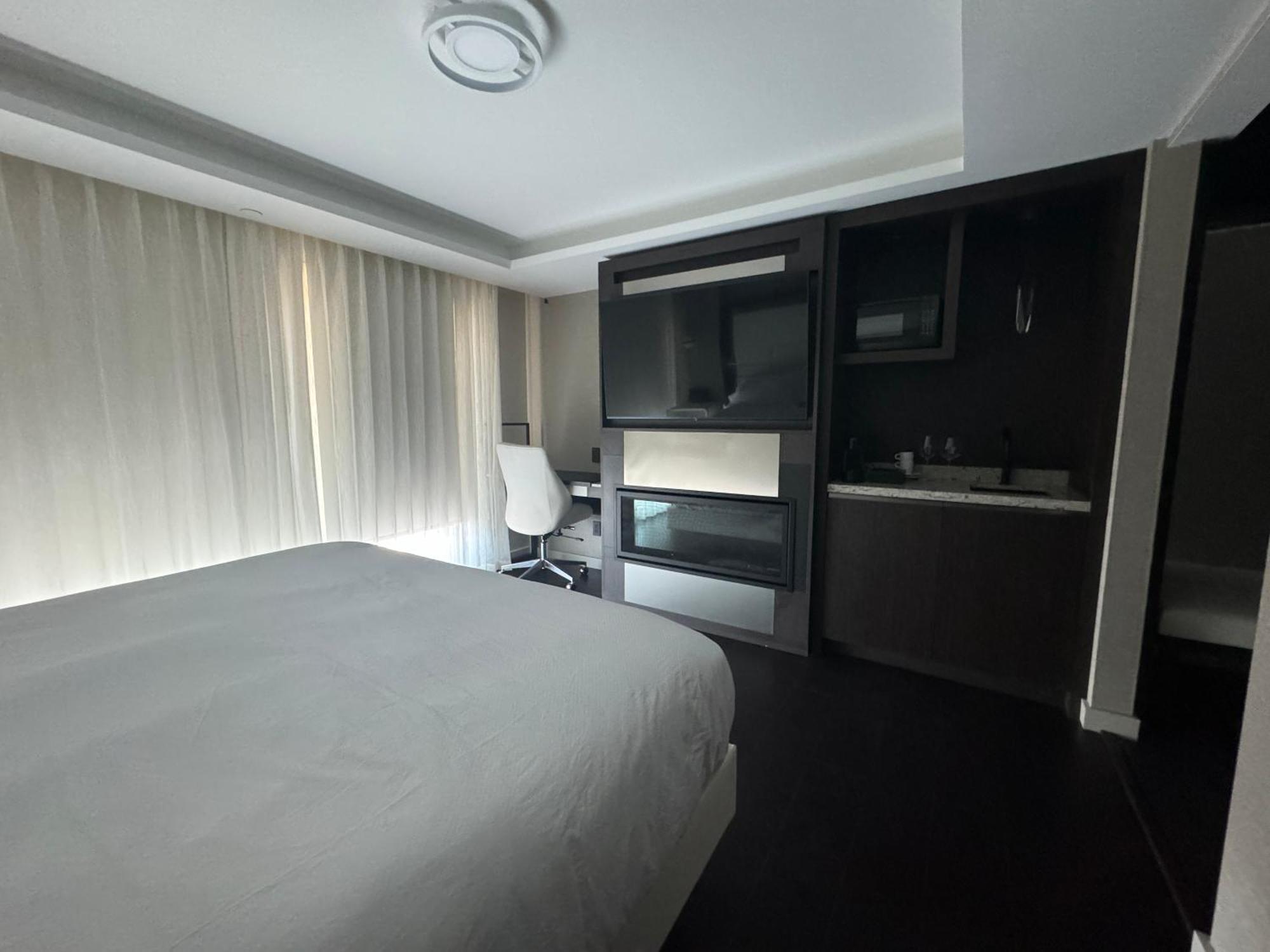 The Reid Hotel Vanderhoof 外观 照片