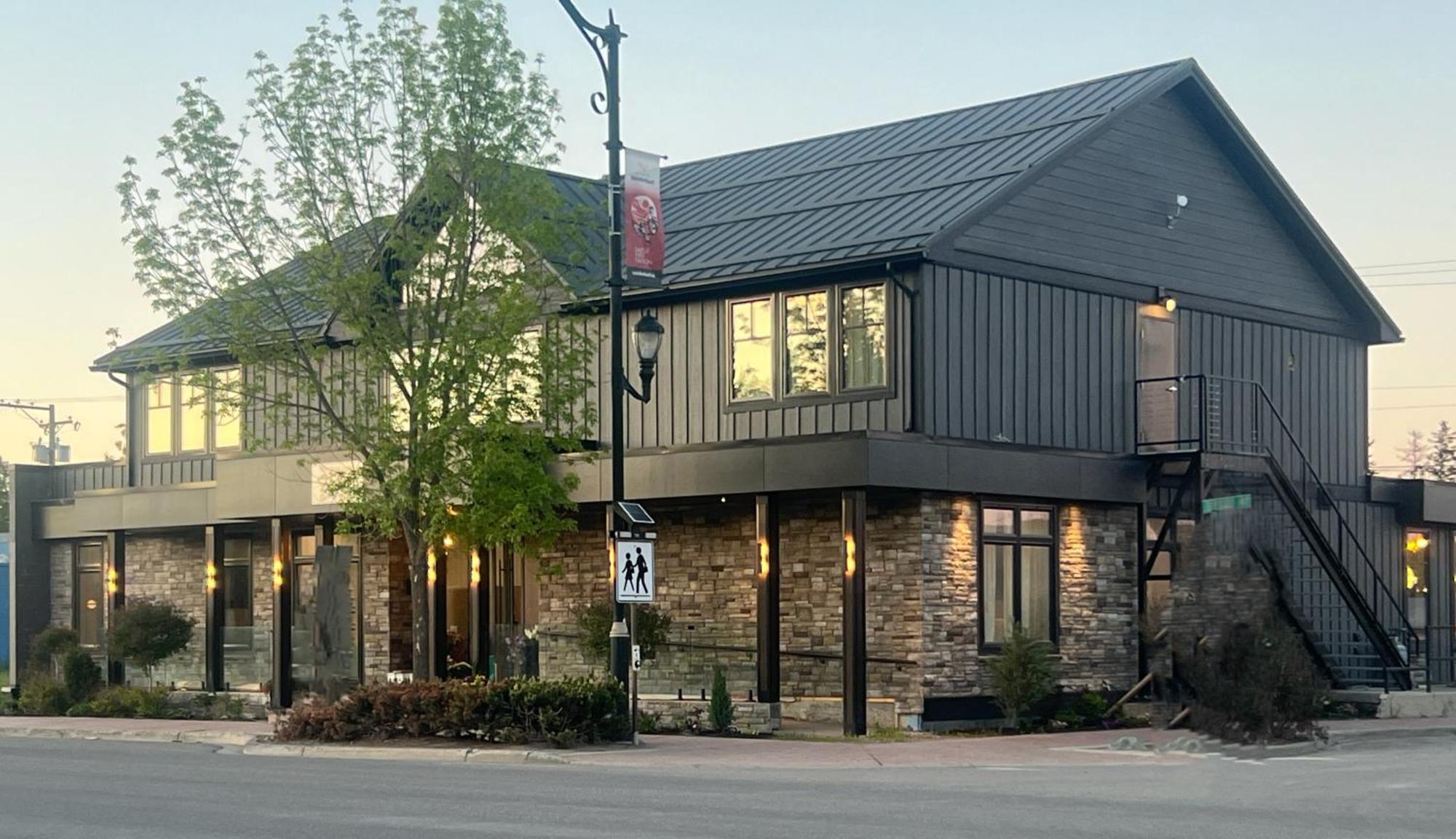 The Reid Hotel Vanderhoof 外观 照片